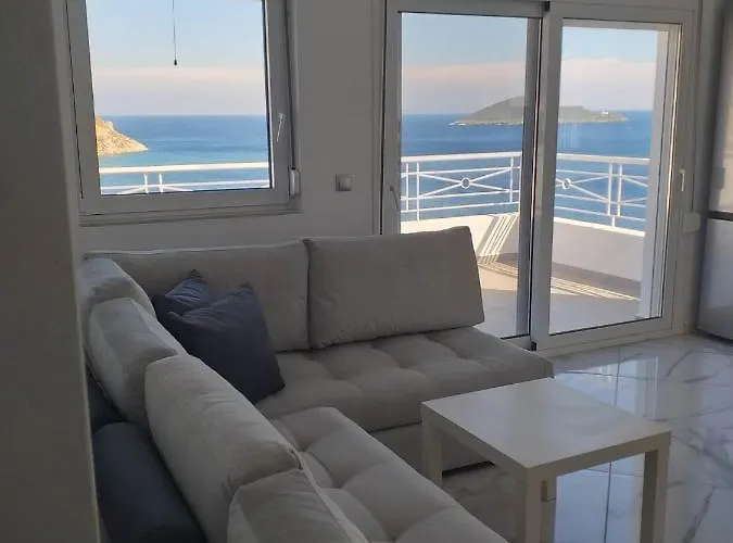 Infinity Blue Daire *