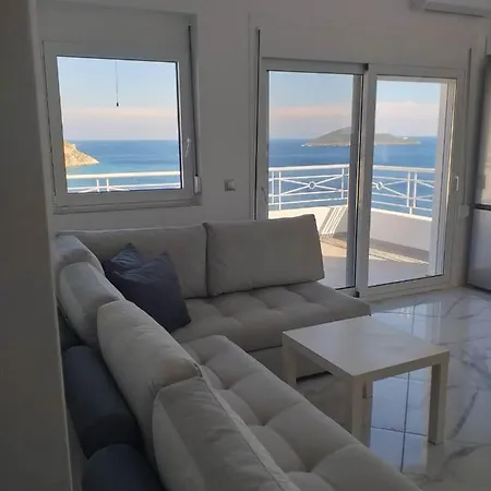 Infinity Blue Apartment *