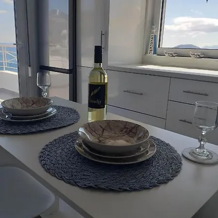 Апартаменты Infinity Blue Panteli